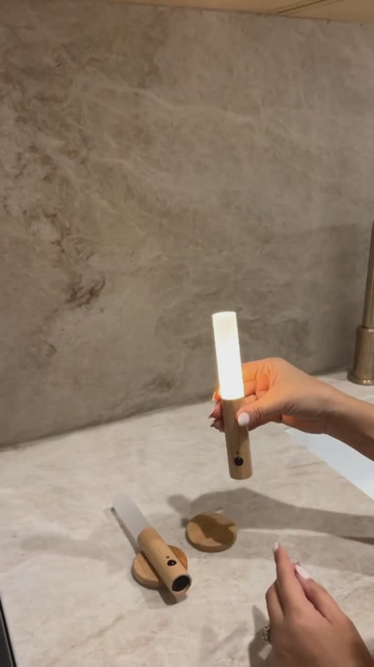 LAMPARA LED CON SENSOR DE MOVIMIENTO